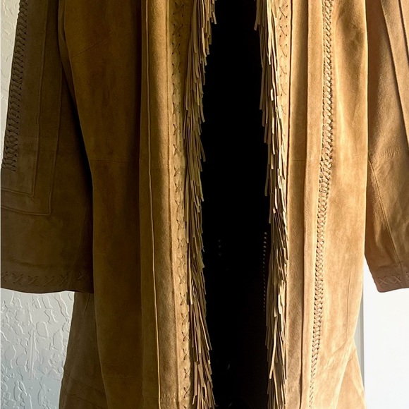 Camel color suede leather midi length western fringe jacket! - Picture 5 of 6